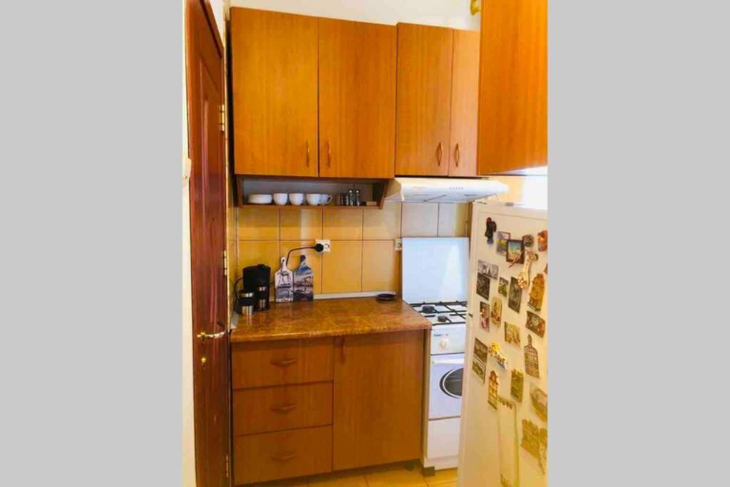 Super Central - Lovely One-Bedroom Apartment On Victoriei Avenue Бухарест Экстерьер фото