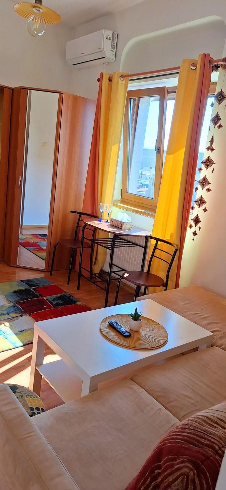 Super Central - Lovely One-Bedroom Apartment On Victoriei Avenue Бухарест Экстерьер фото